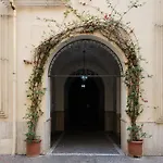 Roma Colosseo - Brownie Suite